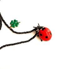 Carica l'immagine nel visualizzatore di Gallery, Collana lunga con perline e animali - Farm world