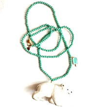 Carica l'immagine nel visualizzatore di Gallery, Collana lunga con perline e animali - Farm world