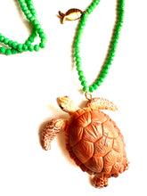 Carica l'immagine nel visualizzatore di Gallery, Collana lunga con perline e animali - Farm world