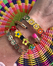 Carica l'immagine nel visualizzatore di Gallery, Braccialetto matita