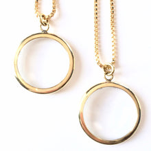 Carica l'immagine nel visualizzatore di Gallery, collana lente di ingrandimento realizzata nel 2009 di Viola Pisenti