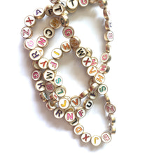 Carica l'immagine nel visualizzatore di Gallery, Collana con tasti della macchina da scrivere colorati - Typewriter keys