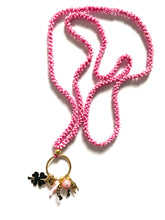 Carica l&#39;immagine nel visualizzatore di Gallery, viola pisenti amuleto necklace
